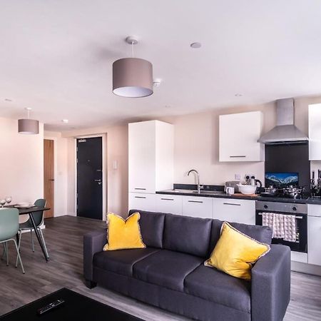Modern & Spacious 2 Bed Apartment In Manchester Exterior foto